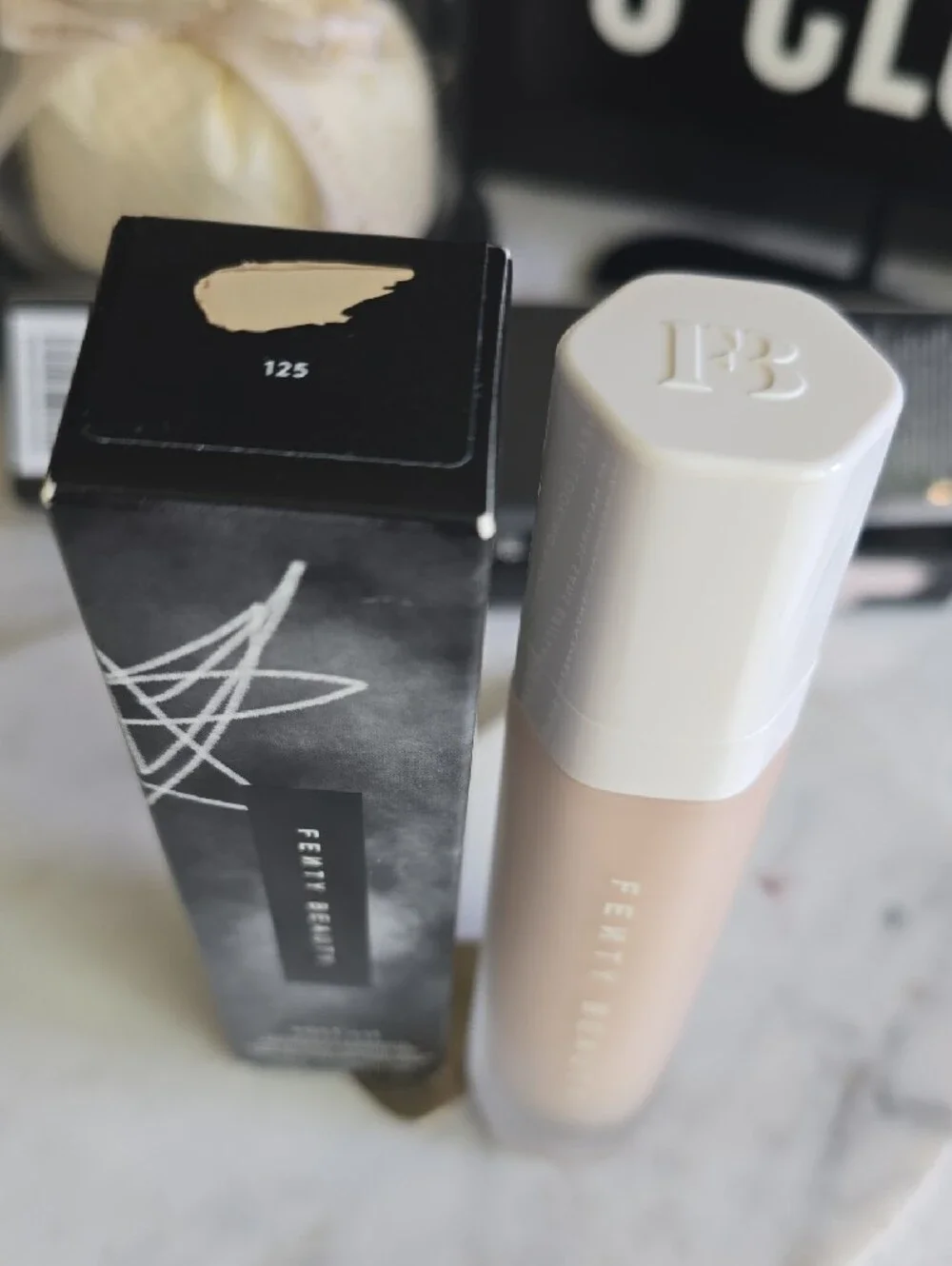 Fenty Beauty Soft'Lit Liquid Glow Foundation - Light Beige Bottle